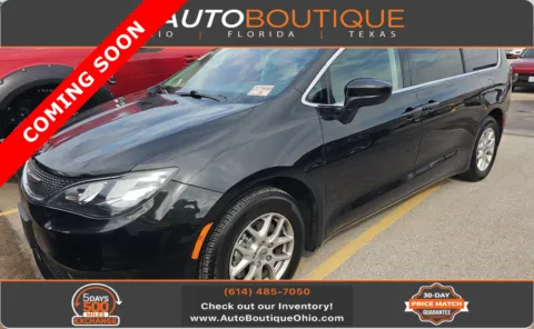 Black 2021 Chrysler Voyager LXI for sale in Columbus, OH