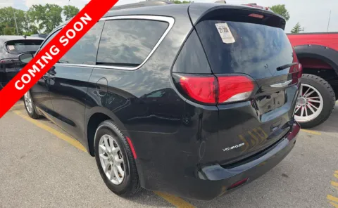 More photos of 2021 Chrysler Voyager LXI at Auto Boutique Ohio, OH