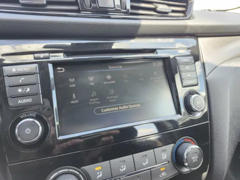 More photos of 2021 Nissan Rogue Sport S at Auto Boutique Ohio, OH