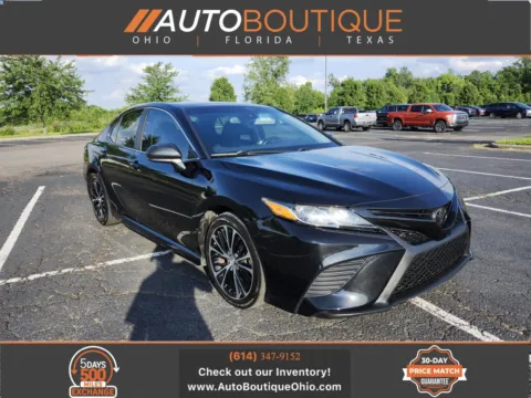 Black 2018 Toyota Camry SE for sale in Columbus, OH