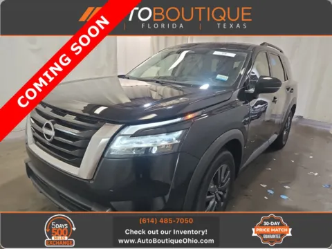 Black 2022 Nissan Pathfinder SV for sale in Columbus, OH