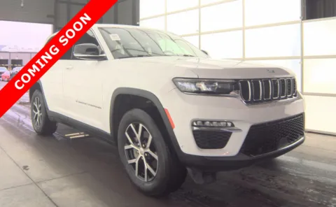Another view of 2023 Jeep Grand Cherokee Limited for sale in Columbus, OH at Auto Boutique Ohio