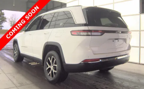 More photos of 2023 Jeep Grand Cherokee Limited at Auto Boutique Ohio, OH