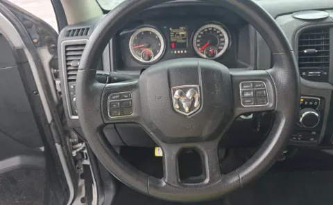 More photos of 2018 Ram 1500 Express at Auto Boutique Ohio, OH