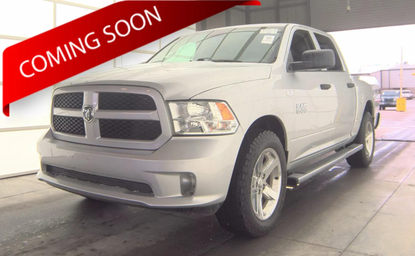 2018 RAM 1500 Express 4x4 Crew Cab 5'7's photo