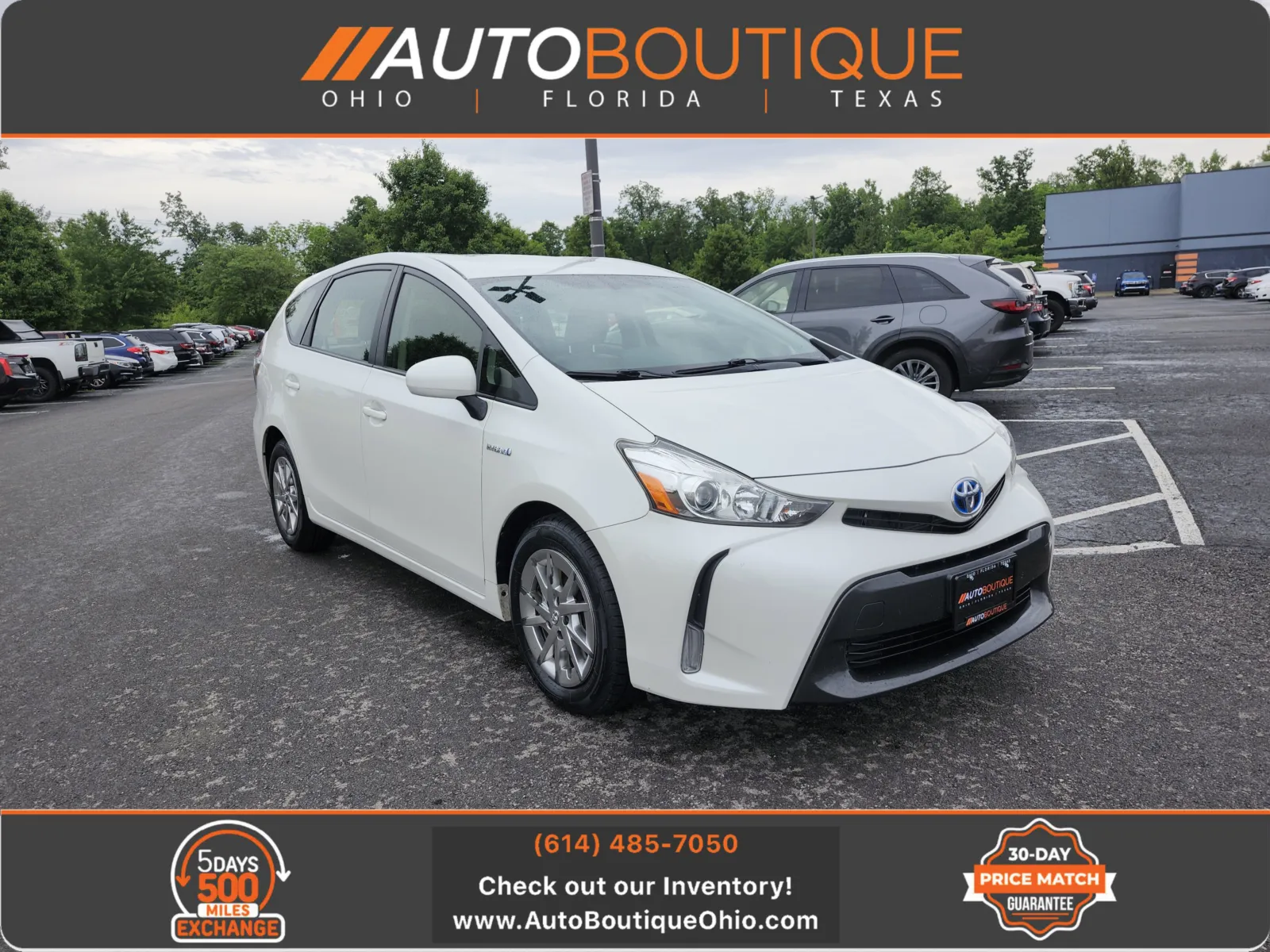 White 2017 Toyota Prius v Four for sale in Columbus, OH