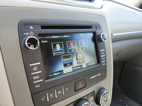 More photos of 2017 Chevrolet Traverse LS at Auto Boutique Ohio, OH