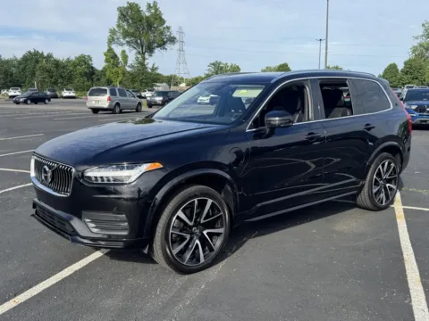 More photos of 2020 Volvo XC90 Momentum at Auto Boutique Ohio, OH