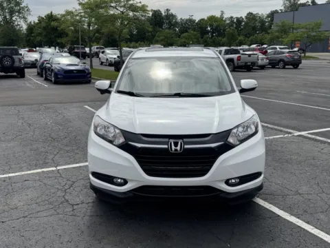 More photos of 2018 Honda HR-V EX at Auto Boutique Ohio, OH