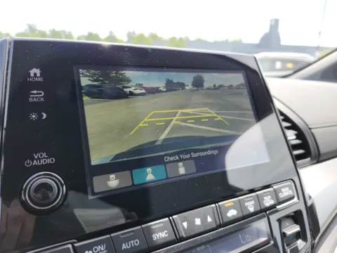 More photos of 2021 Honda Odyssey EX-L at Auto Boutique Ohio, OH