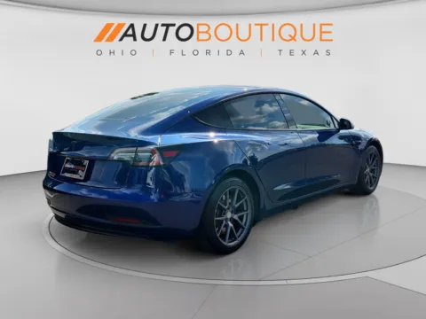 More photos of 2021 Tesla Model 3 Standard Range Plus at Auto Boutique Ohio, OH