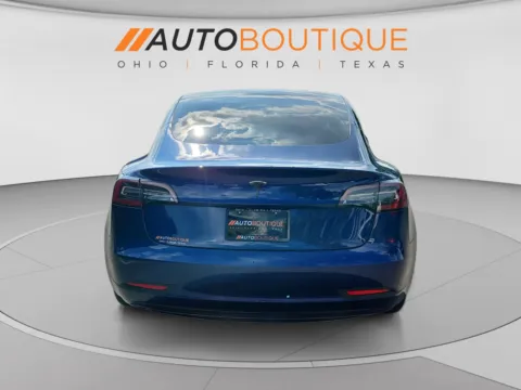 More photos of 2021 Tesla Model 3 Standard Range Plus at Auto Boutique Ohio, OH