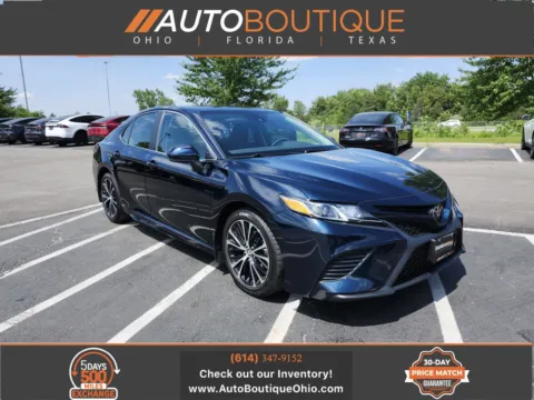 Blue 2020 Toyota Camry SE for sale in Columbus, OH