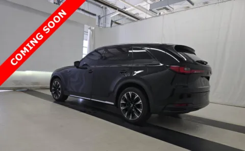 More photos of 2024 Mazda CX-90 PHEV Premium at Auto Boutique Ohio, OH