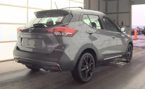More photos of 2019 Nissan Kicks SR at Auto Boutique Ohio, OH