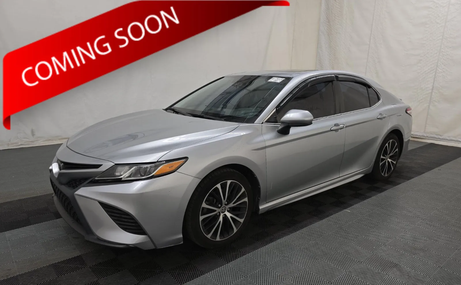 Silver 2020 Toyota Camry SE for sale in Columbus, OH