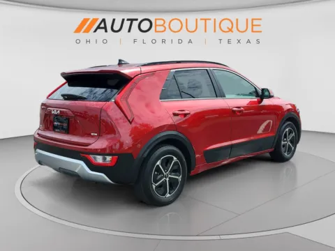More photos of 2023 Kia Niro EX at Auto Boutique Ohio, OH