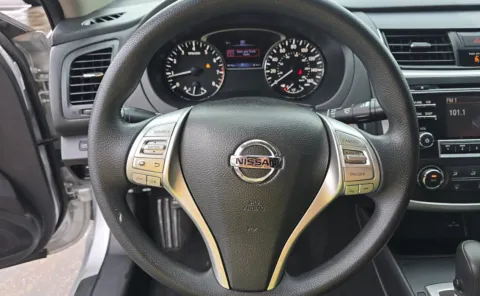 More photos of 2018 Nissan Altima 2.5 S at Auto Boutique Ohio, OH