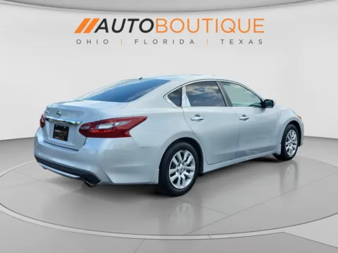 More photos of 2018 Nissan Altima 2.5 S at Auto Boutique Ohio, OH