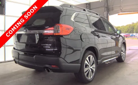 More photos of 2022 Subaru Ascent Limited at Auto Boutique Ohio, OH