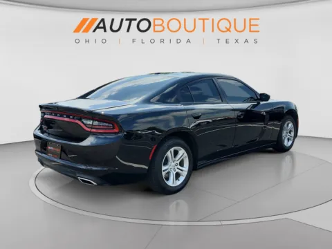 More photos of 2019 Dodge Charger SXT at Auto Boutique Ohio, OH