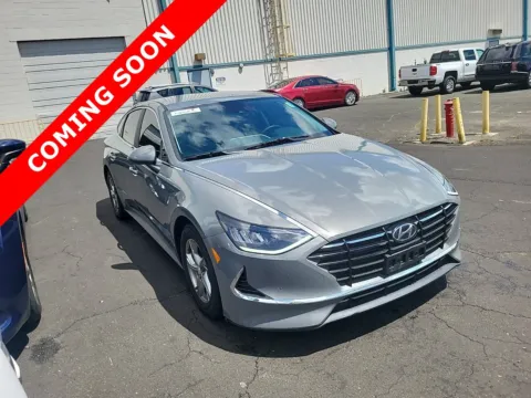 Another view of 2022 Hyundai Sonata SE for sale in Columbus, OH at Auto Boutique Ohio