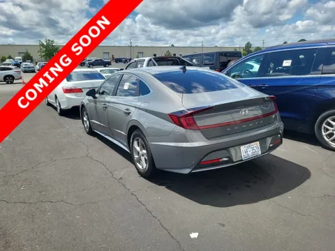 More photos of 2022 Hyundai Sonata SE at Auto Boutique Ohio, OH