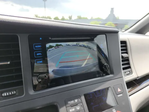 More photos of 2015 Toyota Sienna XLE at Auto Boutique Ohio, OH