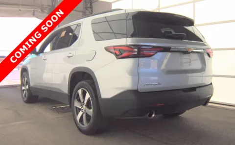 More photos of 2022 Chevrolet Traverse LT Leather at Auto Boutique Ohio, OH