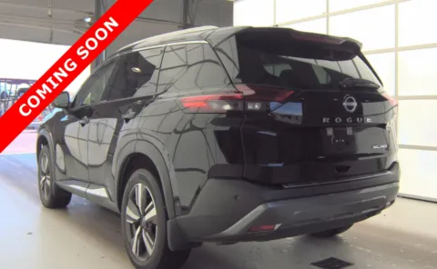 More photos of 2023 Nissan Rogue SL at Auto Boutique Ohio, OH