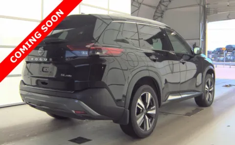 More photos of 2023 Nissan Rogue SL at Auto Boutique Ohio, OH