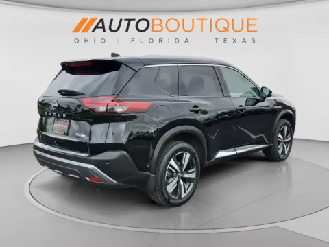 More photos of 2023 Nissan Rogue SL at Auto Boutique Ohio, OH