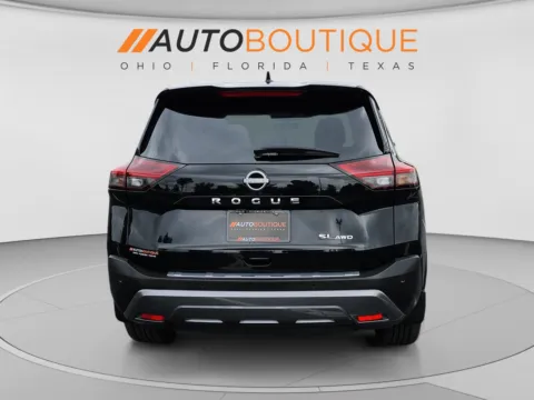 More photos of 2023 Nissan Rogue SL at Auto Boutique Ohio, OH