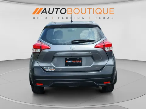 More photos of 2019 Nissan Kicks S at Auto Boutique Ohio, OH