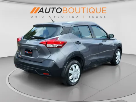 More photos of 2019 Nissan Kicks S at Auto Boutique Ohio, OH