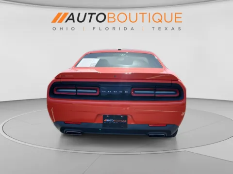 More photos of 2019 Dodge Challenger SXT at Auto Boutique Ohio, OH
