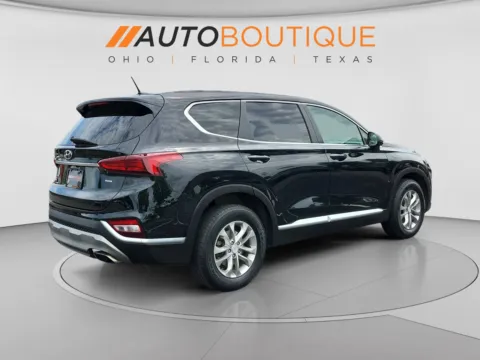 More photos of 2020 Hyundai Santa Fe SE at Auto Boutique Ohio, OH