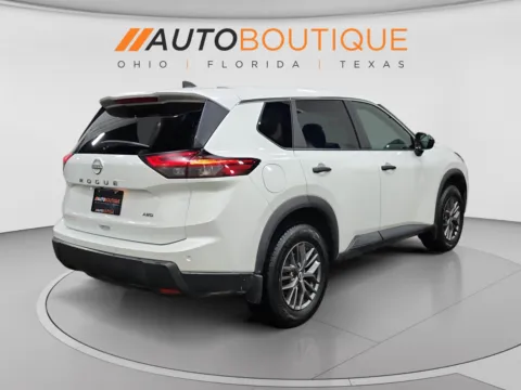 More photos of 2025 Nissan Rogue S at Auto Boutique Ohio, OH