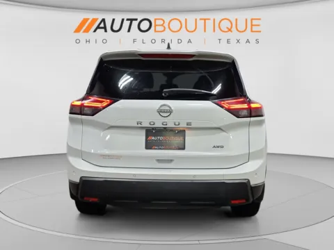 More photos of 2025 Nissan Rogue S at Auto Boutique Ohio, OH