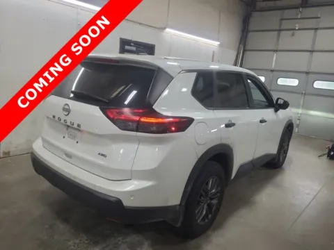 More photos of 2025 Nissan Rogue S at Auto Boutique Ohio, OH