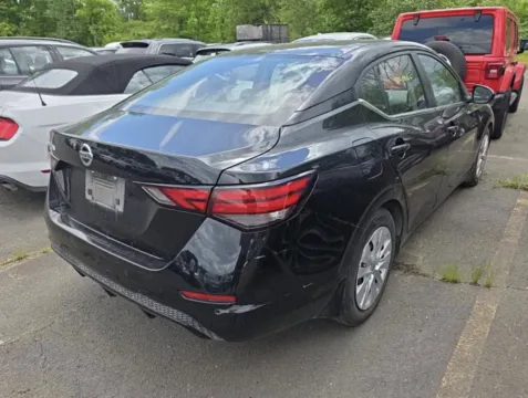 More photos of 2020 Nissan Sentra S at Auto Boutique Ohio, OH