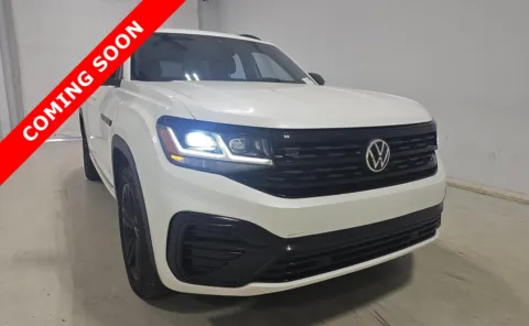Another view of 2022 Volkswagen Atlas 3.6L V6 SEL R-Line Black for sale in Columbus, OH at Auto Boutique Ohio