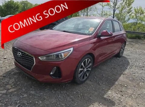 Red 2020 Hyundai Elantra GT for sale in Columbus, OH