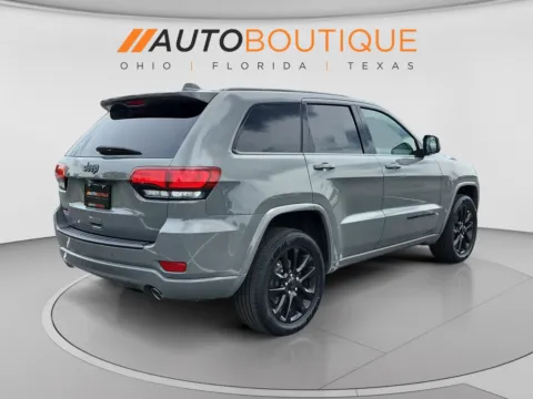 More photos of 2019 Jeep Grand Cherokee Altitude at Auto Boutique Ohio, OH