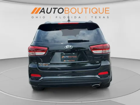 More photos of 2019 Kia Sorento S V6 at Auto Boutique Ohio, OH