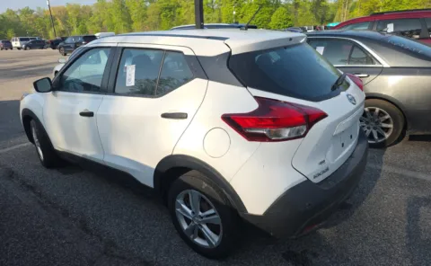 More photos of 2020 Nissan Kicks S at Auto Boutique Ohio, OH