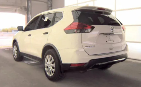 More photos of 2017 Nissan Rogue S at Auto Boutique Ohio, OH