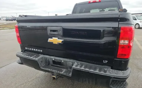 More photos of 2016 Chevrolet Silverado 1500 LT at Auto Boutique Ohio, OH