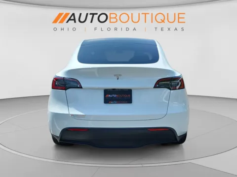 More photos of 2023 Tesla Model Y at Auto Boutique Ohio, OH