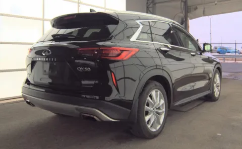 More photos of 2019 INFINITI QX50 ESSENTIAL at Auto Boutique Ohio, OH